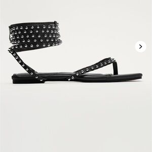 Casual flow studded wrap up flat sandals